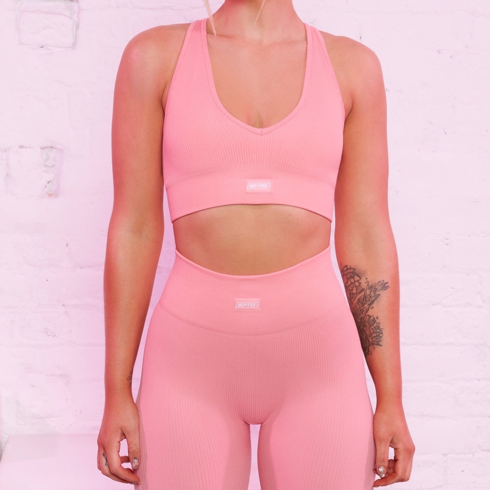 Bo and tee pink seamless set small